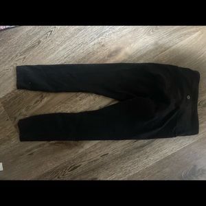Black lulu lemon leggings